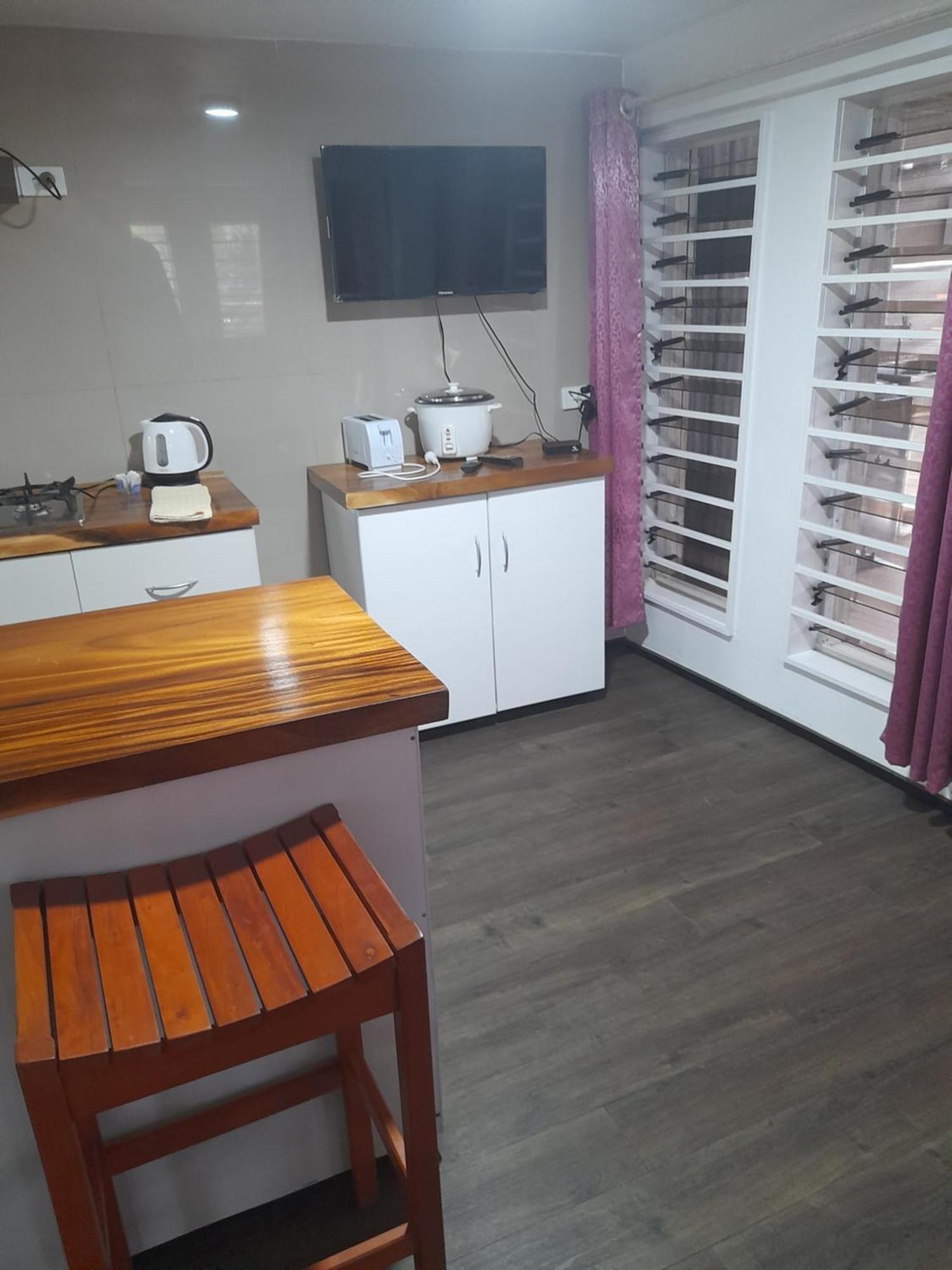 Bidesi Villa Apartments Сува Экстерьер фото